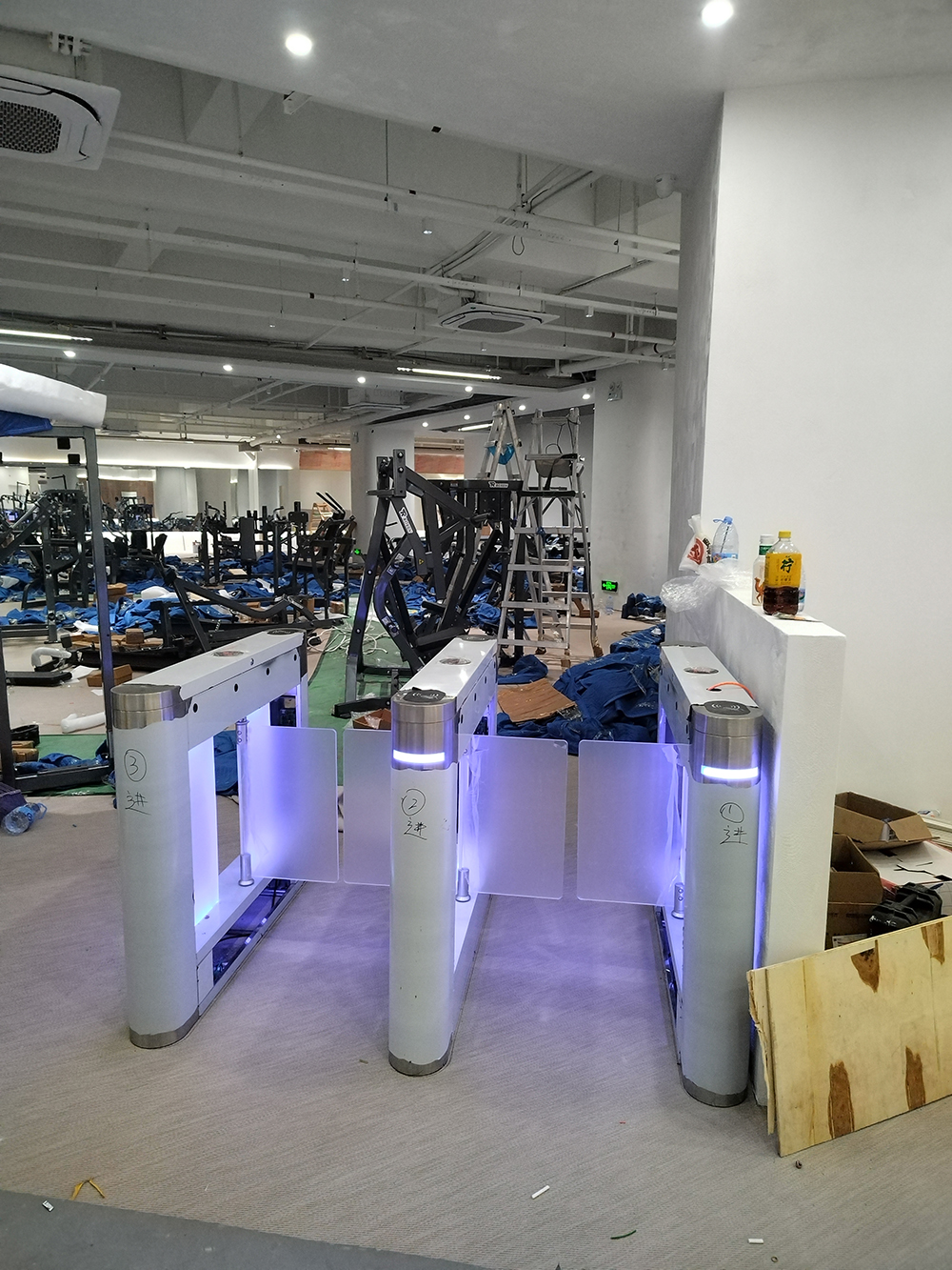 深圳人行通道閘安裝