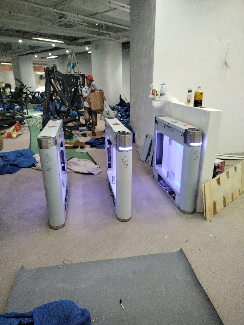 深圳人行通道閘安裝